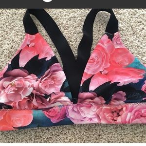 Lululemon Sandy Savasana Swim Top RARE Rose print